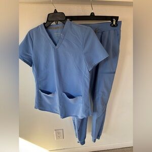 Fabletics Light Blue Women’s Scrub Set